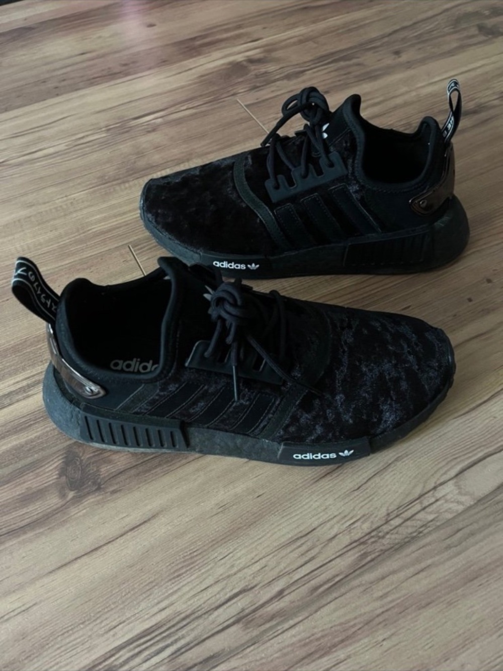 Adidas Originals NMD_R1 Black Velour